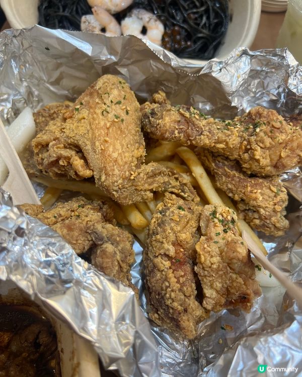 港九新界嗌到嘅外賣驚喜🤩烤牛肉蛋包飯+墨汁意粉好食到不得了！