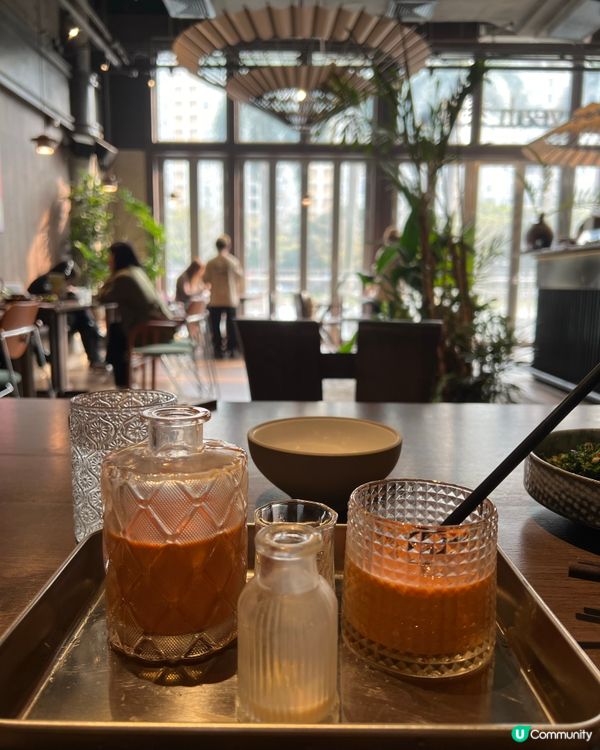 深圳海岸城旁邊新商場Kaledo泰式餐廳！蒜蓉西蘭花×泰式奶茶