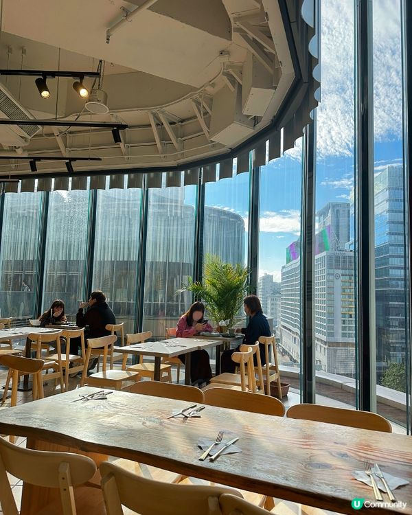 尖沙咀落地大玻璃Cafe❤️‍🔥必食招牌比利時朱古力麻糬窩夫