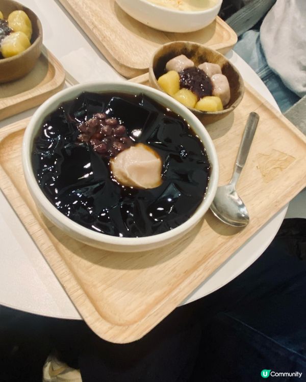 # 八時神仙草芋泥控必試🤤