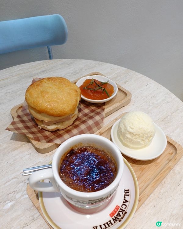 灣仔 粉藍打卡cafe. 歎酸種貝果