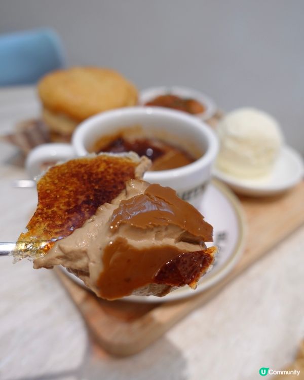 灣仔 粉藍打卡cafe. 歎酸種貝果