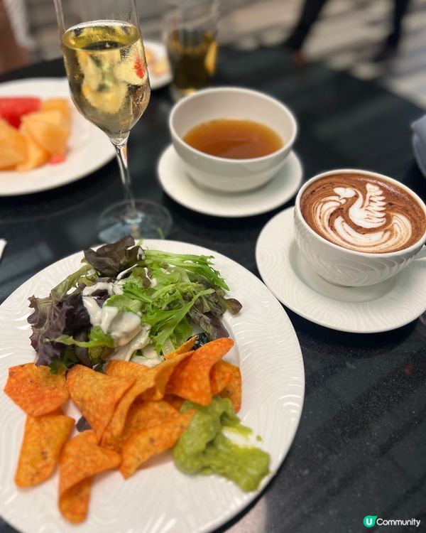 ## 香港機場打卡之旅 ✈️