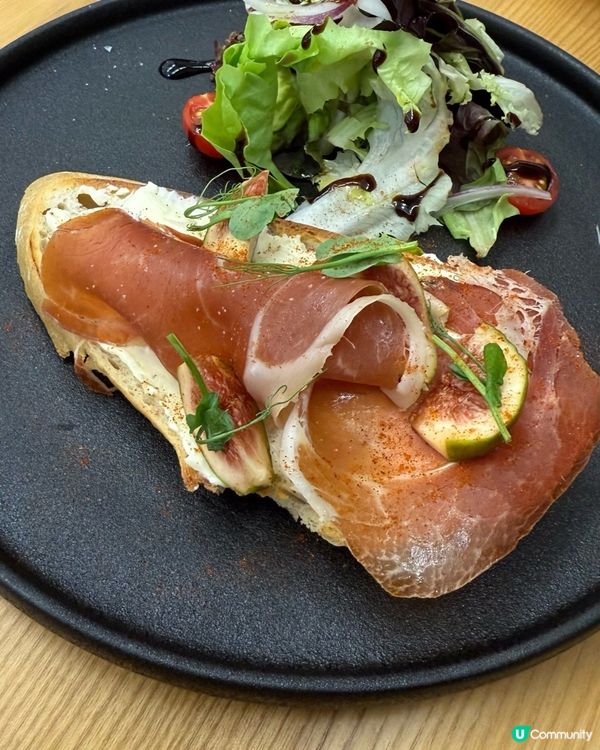 ☕ 文青咖啡店打卡 📸