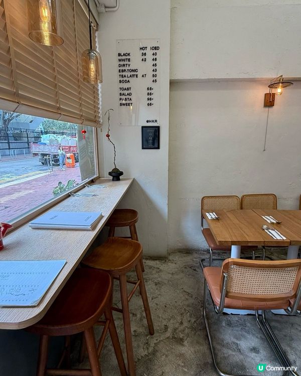 ☕ 文青咖啡店打卡 📸