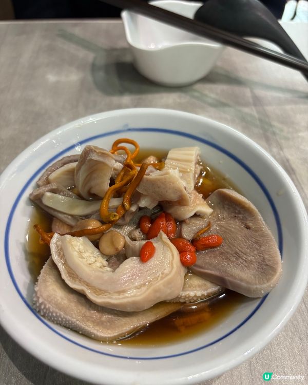 深水埗大排長龍🥰 真材實料藥膳雞湯米線😍