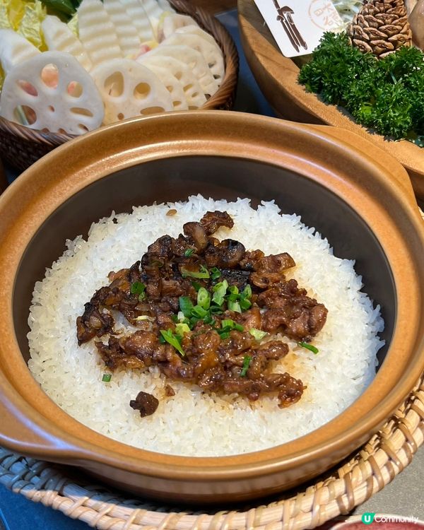 ## 野菌土雞火鍋🍲  凍冰冰天氣打邊爐最正！