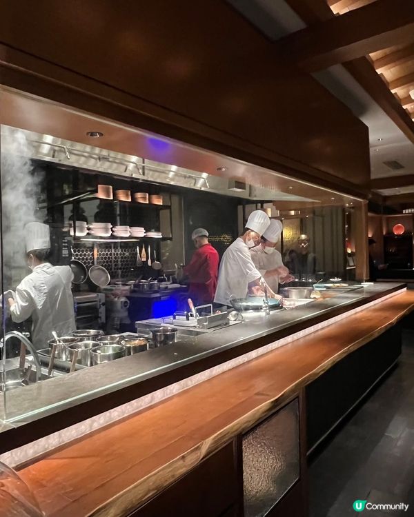 福田平安金融中心，百年川菜榮川菜，國宴級享受！🥢😋