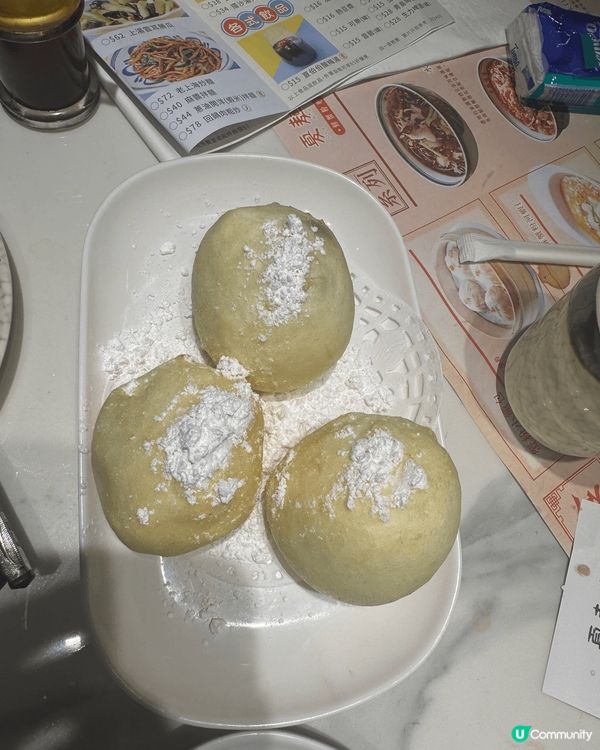 夏麵館@新都城商場，上海菜必食小籠包，高力豆沙，拼盤有木耳、...