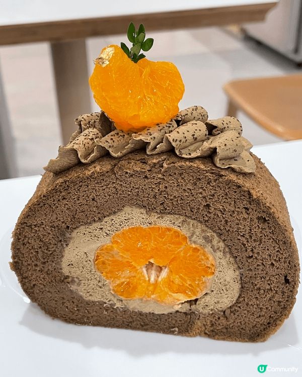 抹茶草莓芭菲又靚又好味，非常適合打卡；蜜柑焙茶卷看似平凡，但...