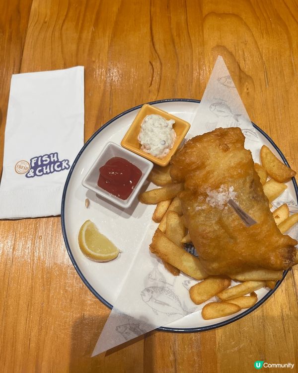 位於上環嘅Fish and Chick，比我想像中好。佢有兩...