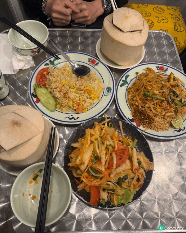 情人節的時候我拎住男朋友親自去花店，叫店員幫他包起的Chii...