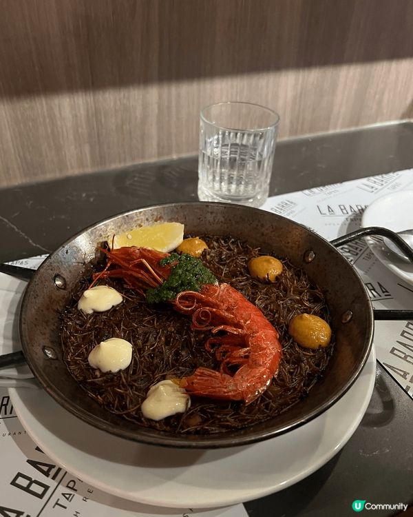 長沙灣最好食西班牙餐廳La Barra 的西班牙紅蝦短麵令人...