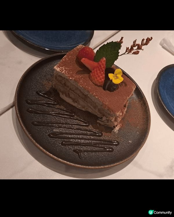 朋友緊會揀左觀塘食西餐，食物好味道之餘仲不限時好適合聚會，特...