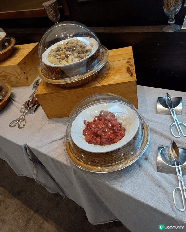 香港珀麗酒店半自助午餐超級多嘢食，中式日式西式樣樣齊，種包羅...