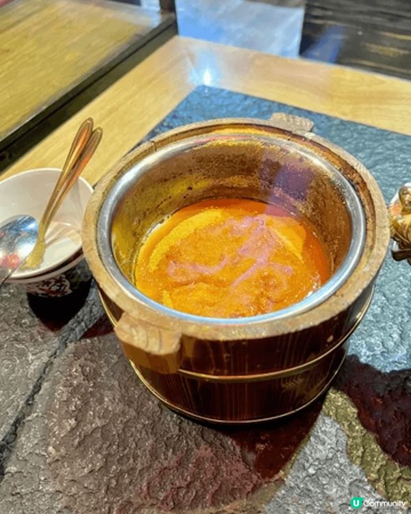 最近和朋友來到「大滾友火鍋」打邊爐，餐廳裝修以宮廷風為主，店...