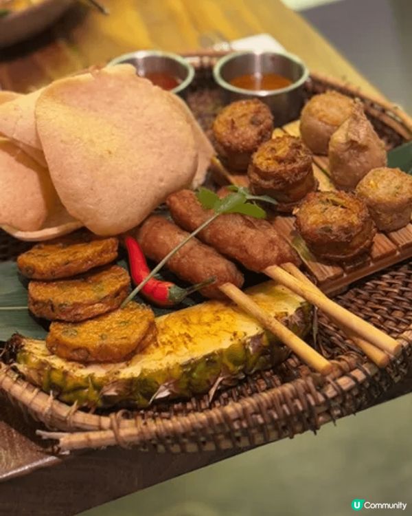 上星期帶好友過嚟體驗吓香港嘅猛男侍應餐廳ASOK Thai ...