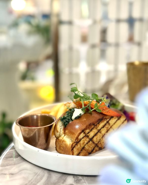 銅鑼灣夢幻宮廷風打卡餐廳！