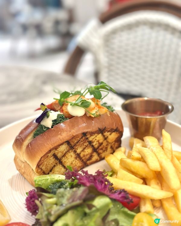 銅鑼灣夢幻宮廷風打卡餐廳！