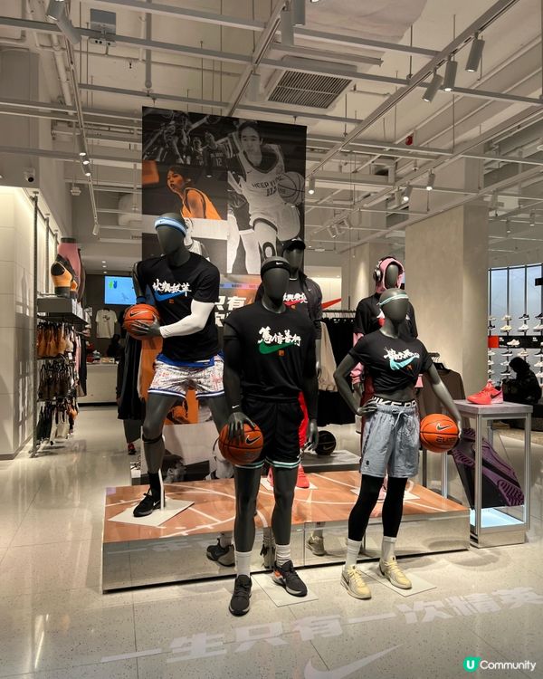 Nike推出籃球精英賽T恤