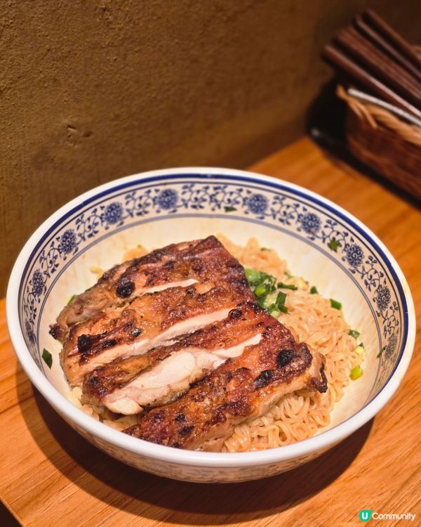 招牌蔥油雞扒撈丁