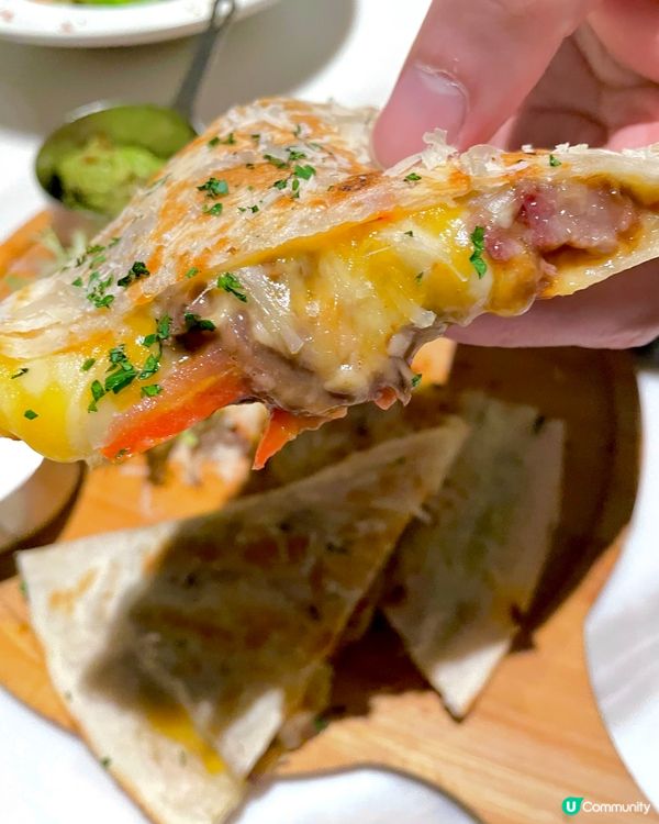 慶祝 絕對不能少. 旺角西餐靚畫碟