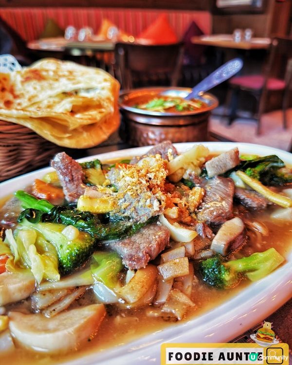 👽 食神大媽《東涌｜一次過食齊泰印菜》