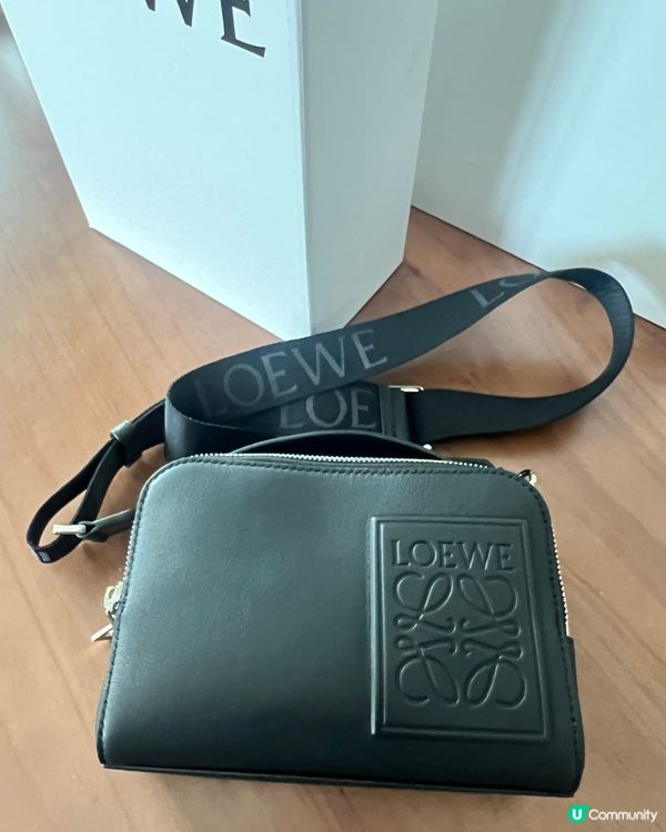 🖤新入手Loewe Crossbody Bag開箱啦！  🤩