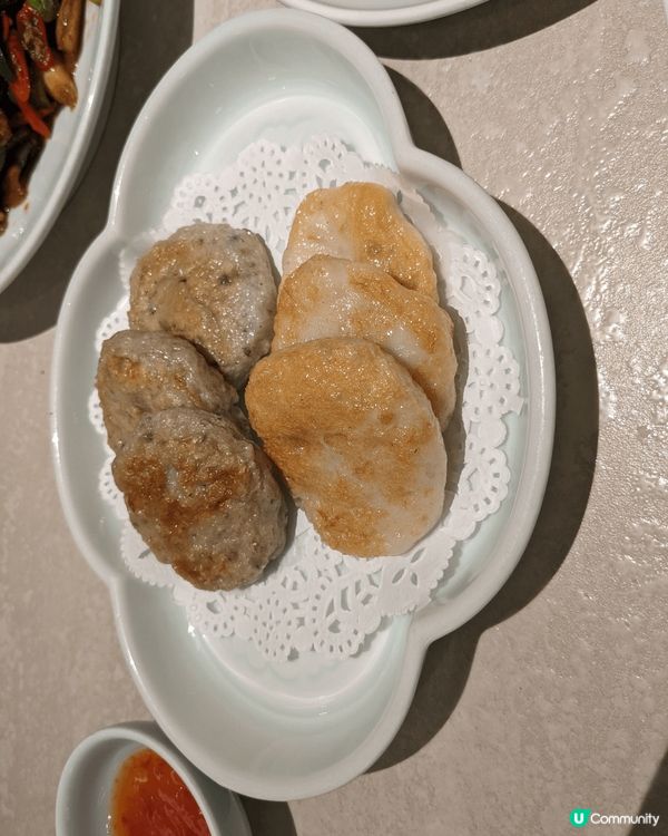 小順天順德菜，碌鵝好味，豉油雞雞肉滑而有彈性，其他小菜都十分...