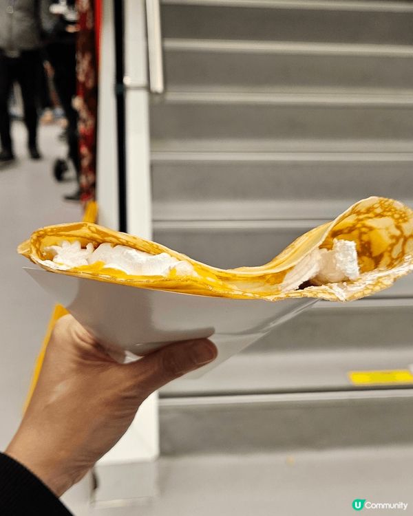 宜家傢俬嘅芒果忌廉夾餅芒果先前真係好surprise 而且只...