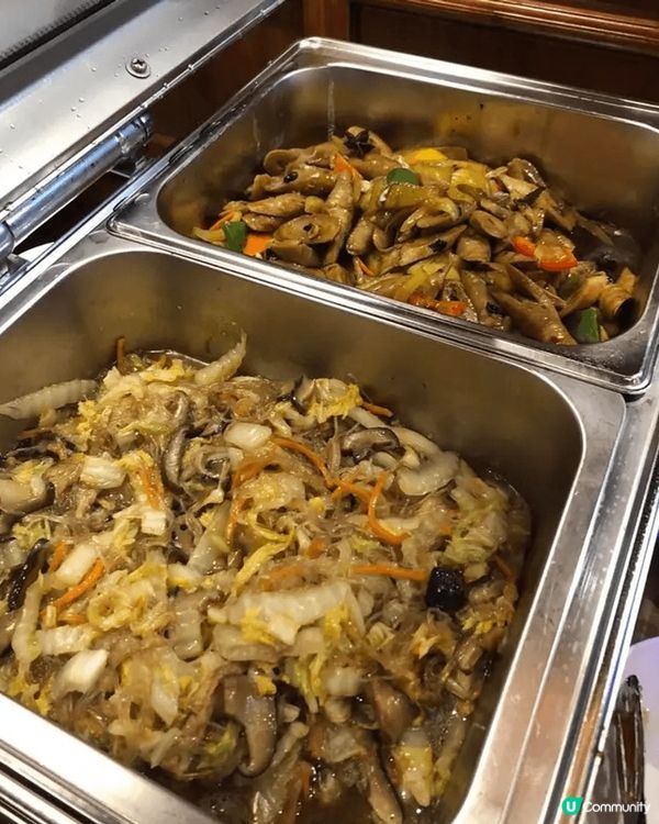 藝員馬德鐘介紹過這間菩提素食餐廳，我又喜歡吃素，所以更加要來...