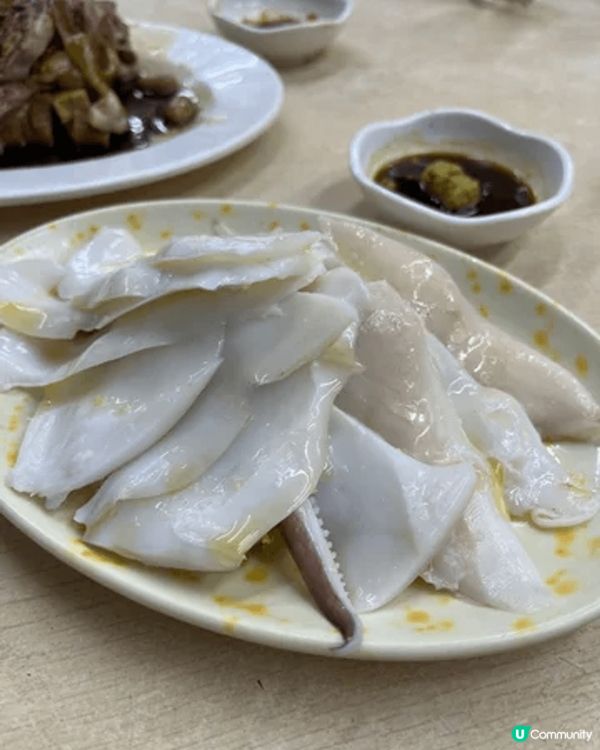 傳統打冷飯店在香港經已買少見少🧐紅伶這間五十多年的老字號早年...