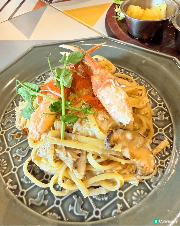 上年聖誕節嚟過ZipZip食聖誕大餐，覺得餐廳環境充滿玩味好...