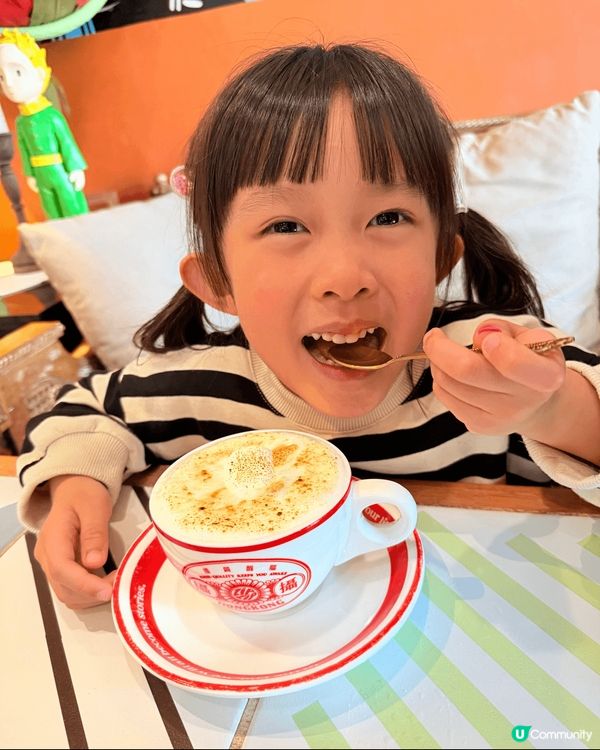 上年聖誕節嚟過ZipZip食聖誕大餐，覺得餐廳環境充滿玩味好...