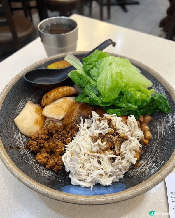 尖沙咀漆咸圍有間米線舖，非常好食，米線夠腍，送夠多價錢唔貴，...