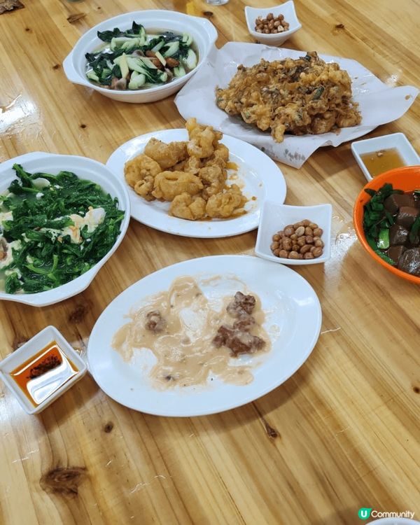 第一張照片,早餐上海滬餐廳美食,第二張啟業邨大拍檔美食,平靚...