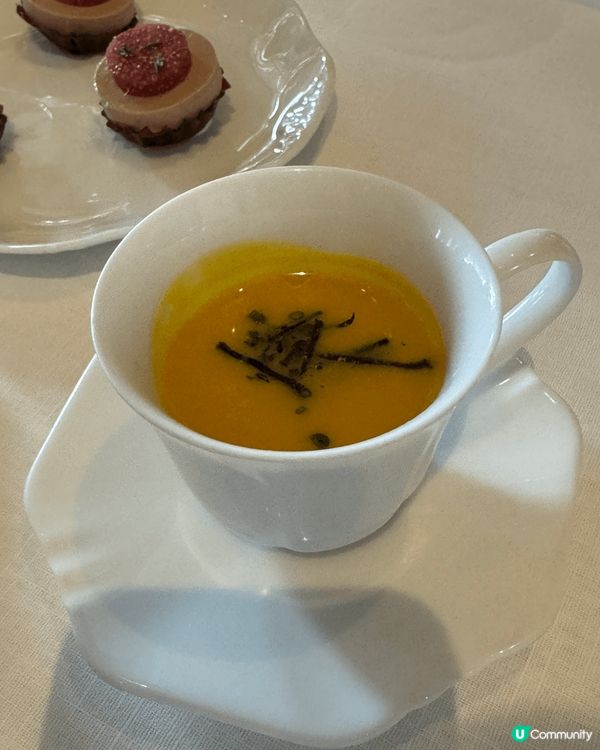 這間餐廳是我💕favourite之一就是位於尖沙咀瑰麗酒店旗...