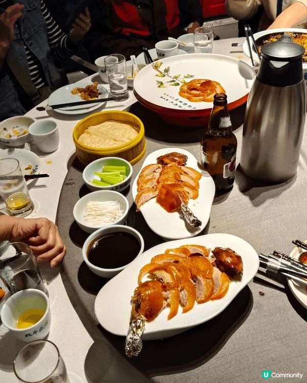 北京片皮鴨片皮鴨的皮可以做花樣十分有趣另外火鍋可以試到北京火...