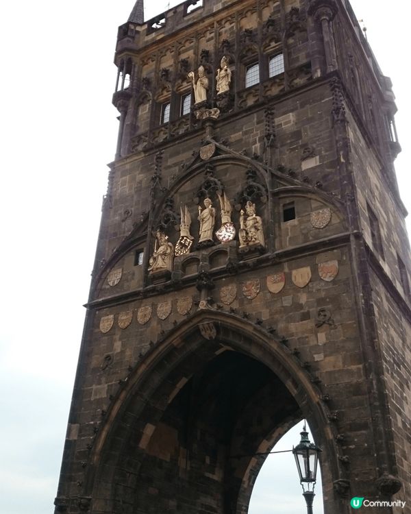 位於捷克的天文鐘，一個獨一無二的鐘表後，有著一個可悲的故事，...