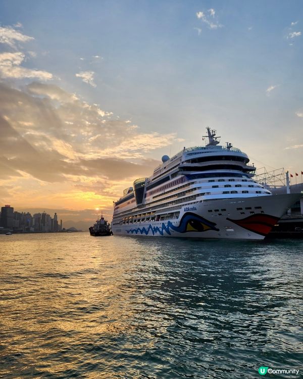 即然來到尖沙咀，那就到碼頭與夕陽來個偶遇吧🤩🤓