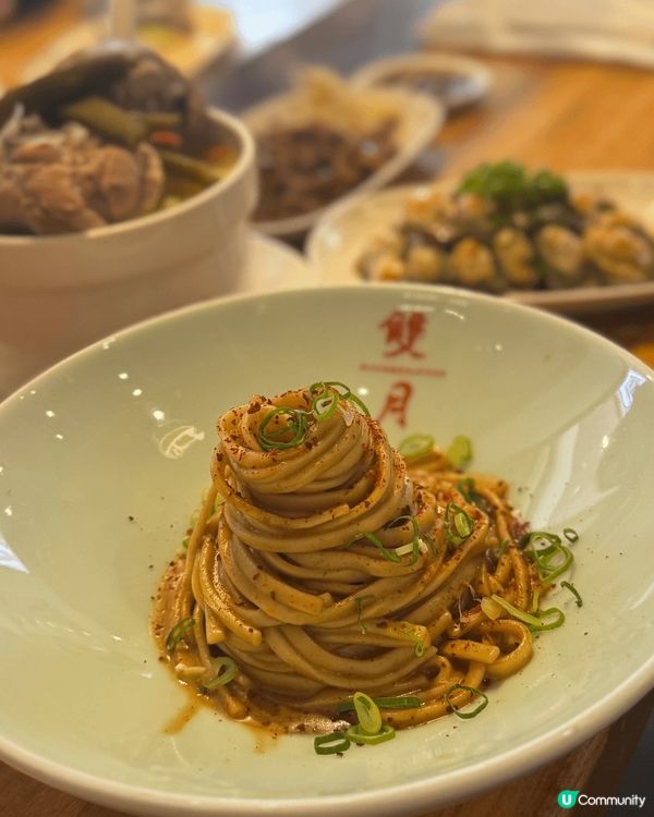 兩日一夜快閃台北，行程充實，簡單叉電之選！除了不停享受美食，...