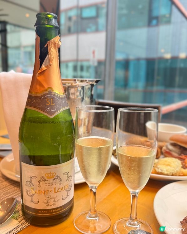 假日下午茶自助餐 任食甜品+免費送氣泡酒🥂🥂