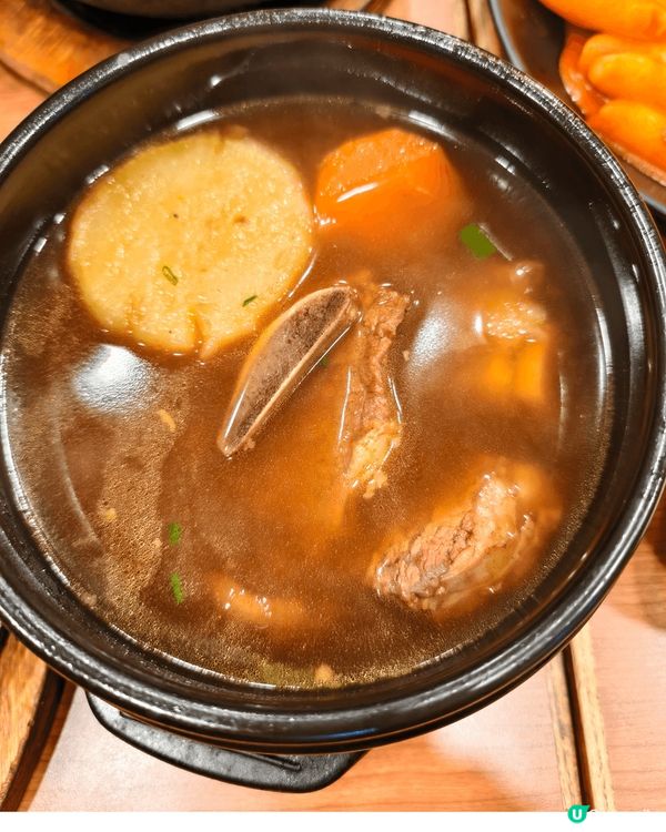 星期六唔使湊仔就即刻約老公去試下呢間位於荃灣既韓國料理，雖然...