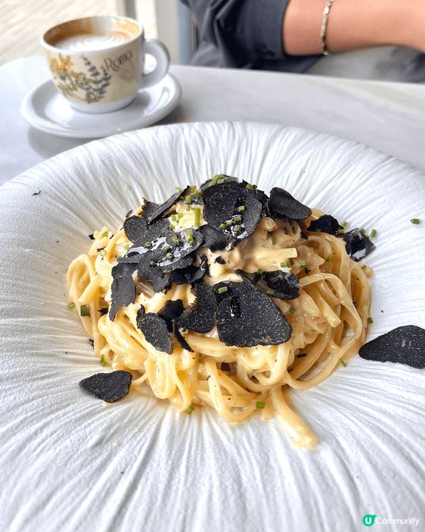 MG cafe位於觀濱海旁附近，轉眼間經已十數年～ 唔知大家...