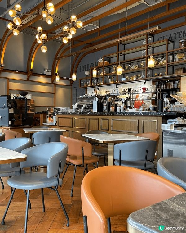 MG cafe位於觀濱海旁附近，轉眼間經已十數年～ 唔知大家...