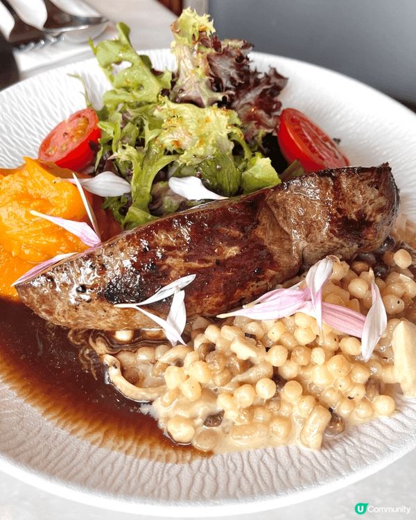 MG cafe位於觀濱海旁附近，轉眼間經已十數年～ 唔知大家...