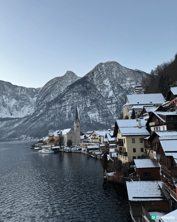 Honeymoon去左奧地利既一個美麗小鎮Hallstatt...