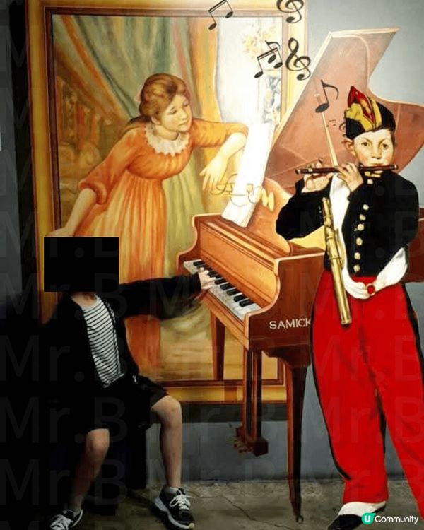 呢啲係以前去日本旅行影嘅相，我最鍾意龍貓嗰一張，因為嗰陣好似...