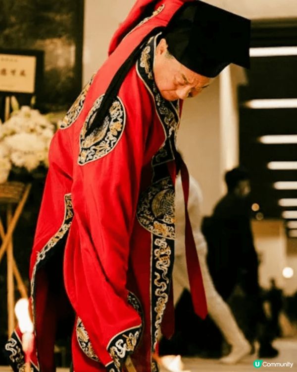 在破地獄中汶月幫爸爸沖涼時，爸爸好大反應，汶月同爸爸講‘你係...