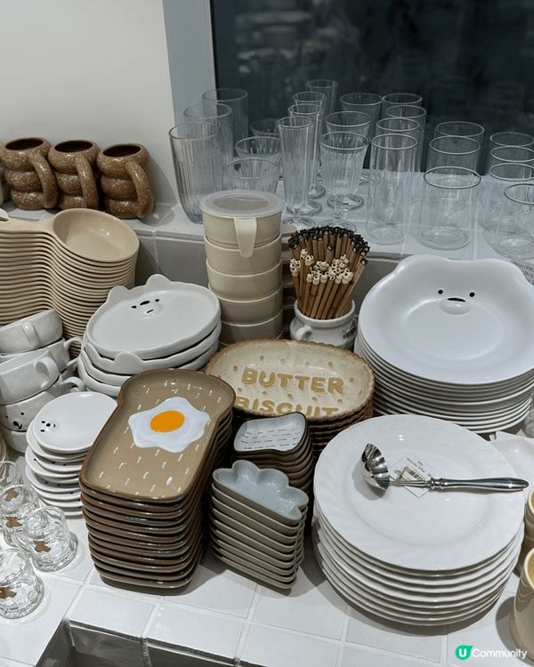 如果去韓國釜山,我會推介去田浦站附近買手信,附近有好多選物店...